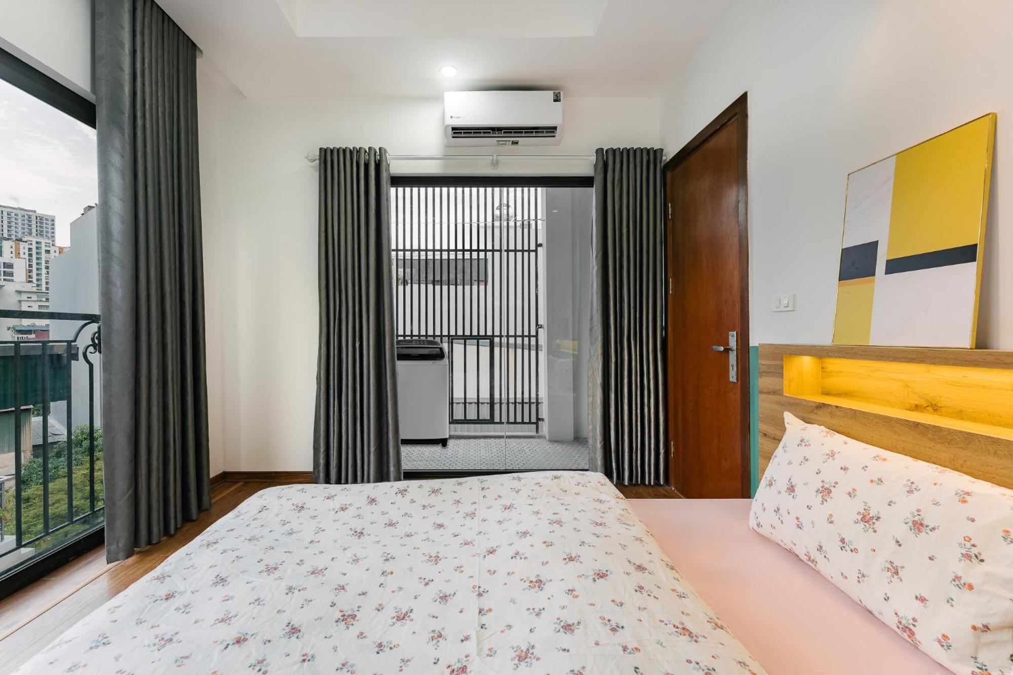 Khách sạn hẻo lánh Newliv Residences *